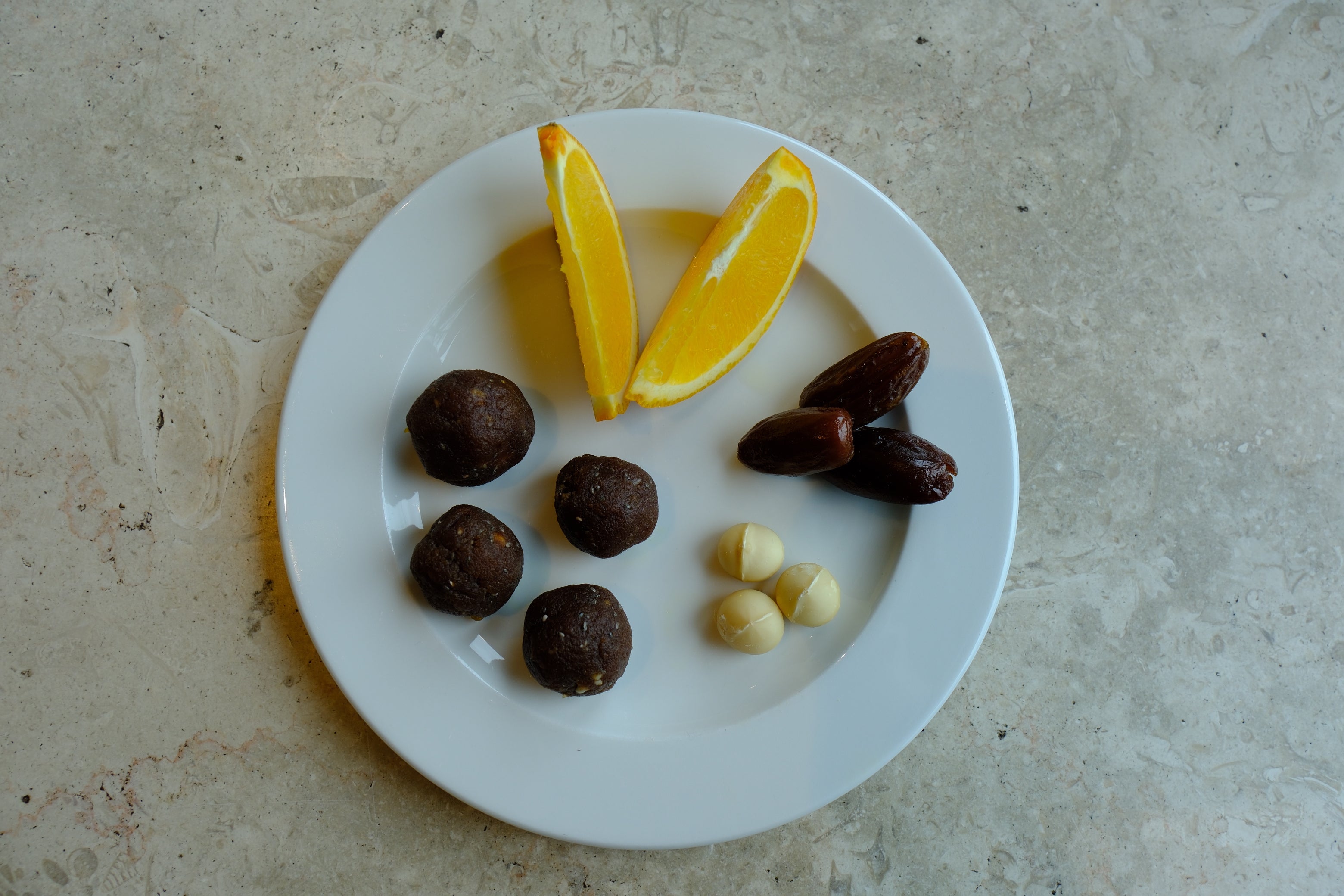 Macadamia-Orangen Energy Balls