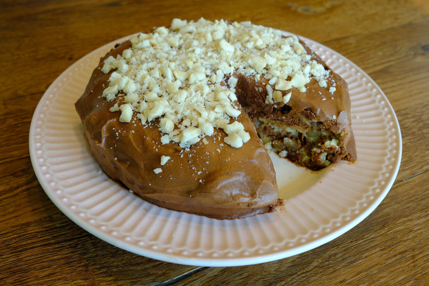 Macadamiatorte mit Schokoladenganache